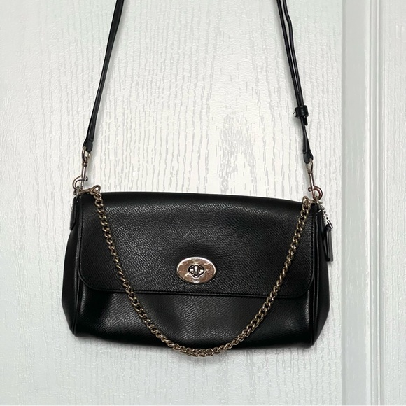 Coach leather crossbody/shoulder bag purse - Picture 1 of 5